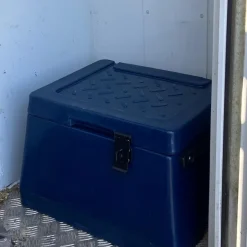 Boîte de pansage - montoir Ecurie, avec poignées