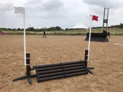 Obstacle de Cross demi-table 60cm