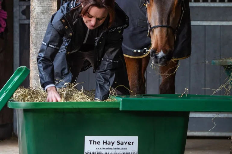 Râtelier slowfeeder Hay-Saver